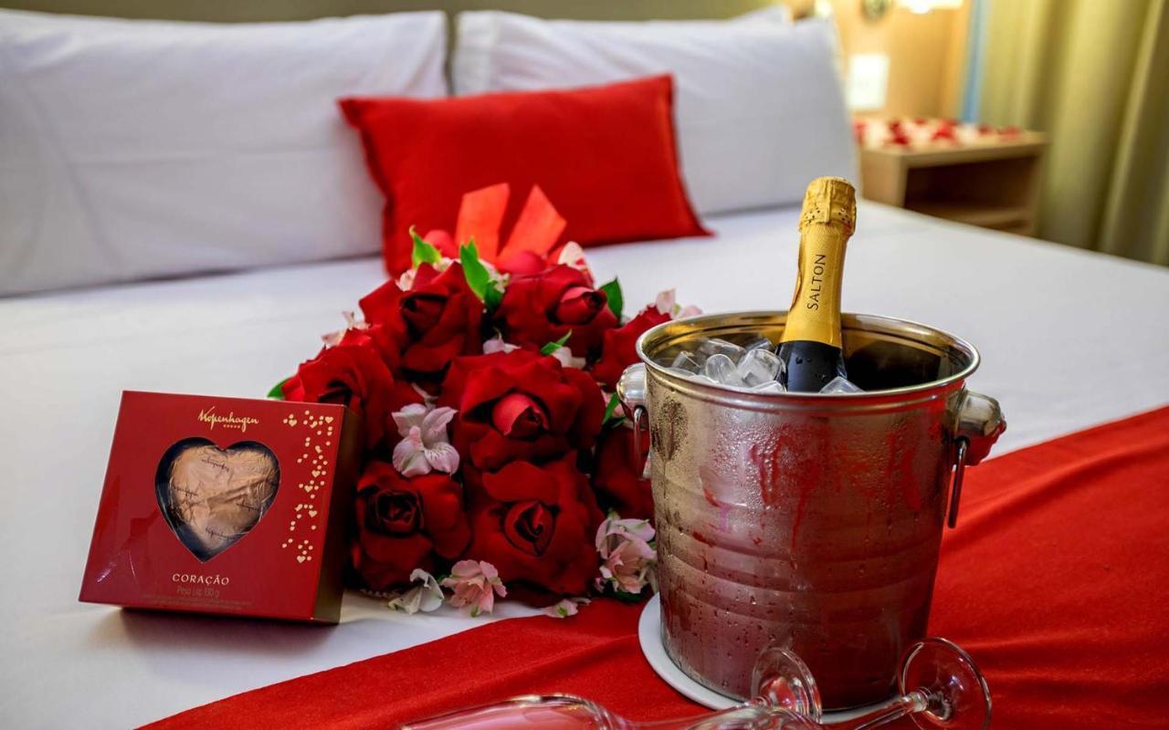 Cullinan Hplus Premium Brasília Zewnętrze zdjęcie Valentine's Day